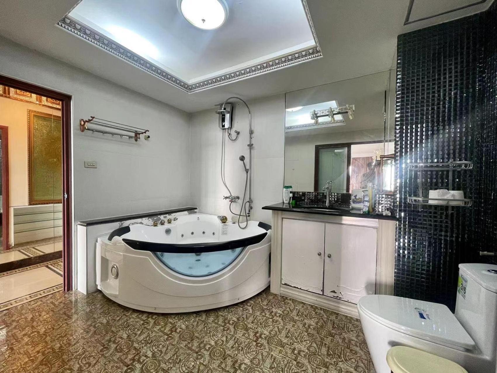 Beautiful Sea View Beach Front Condo Pattaya Buitenkant foto