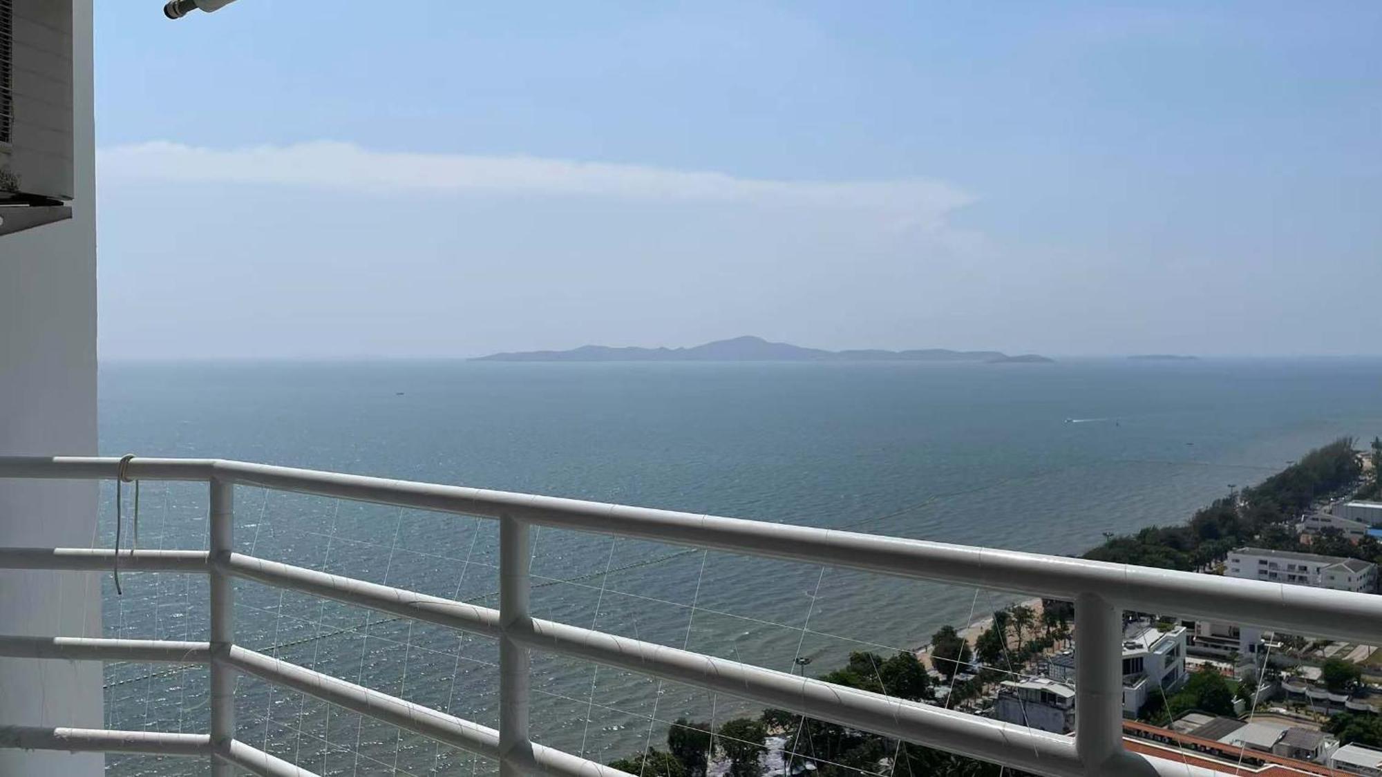 Beautiful Sea View Beach Front Condo Pattaya Buitenkant foto